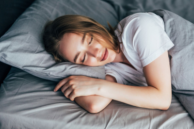 Inilah Makanan dan Minuman yang Membantu Tidur Nyenyak